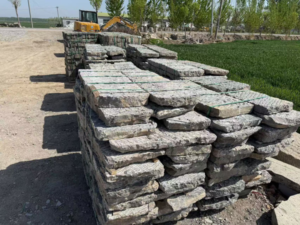 庭院老石板價格_嘉祥志遠石材廠家直供