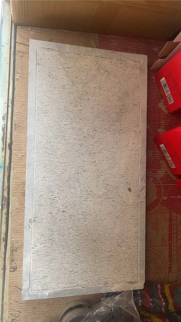 剁斧面青石板 戶外防滑專用 市政工程優(yōu)選石材