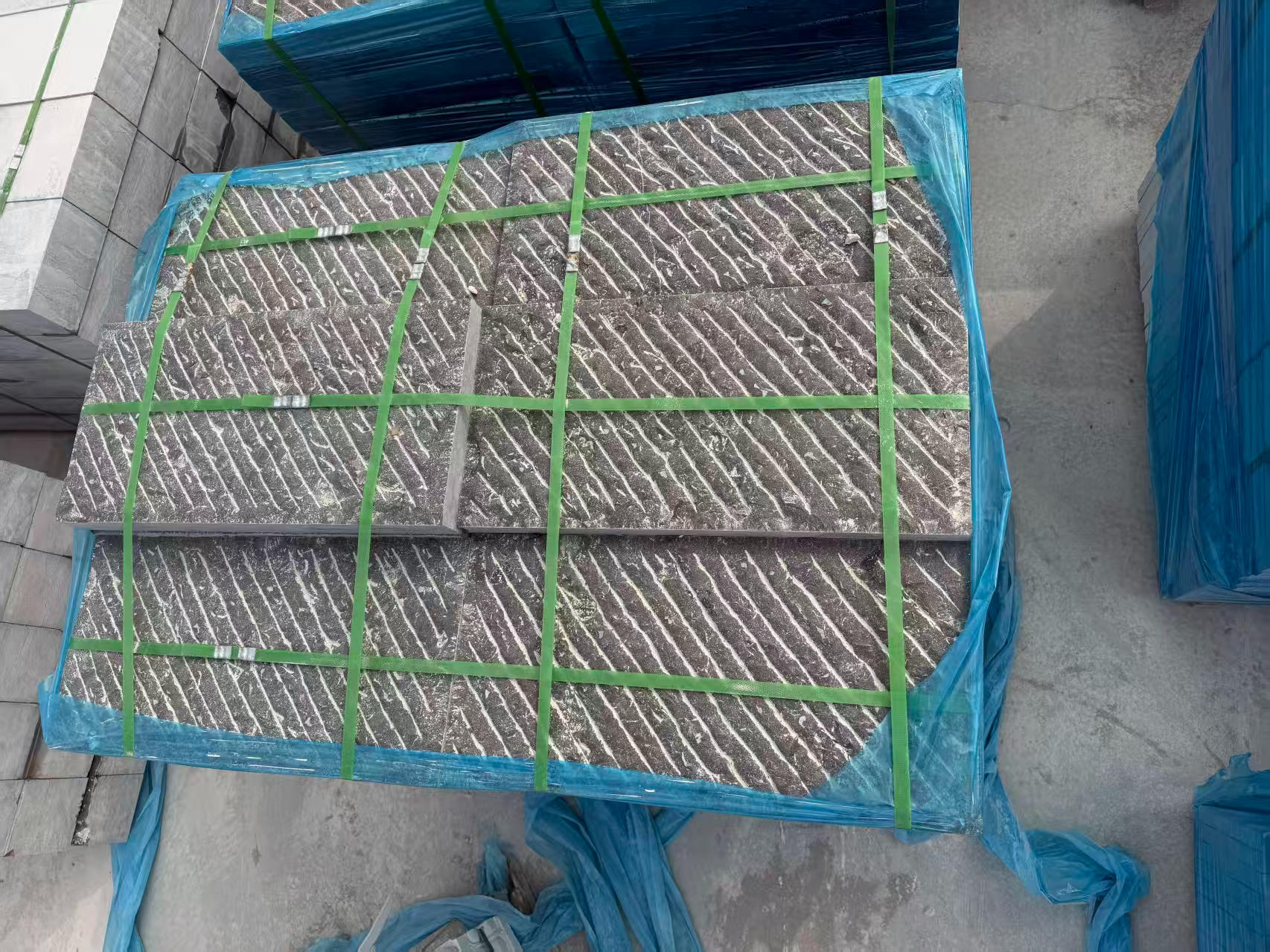 鏨道面青石板：傳承千年工藝，賦能現代石材應用